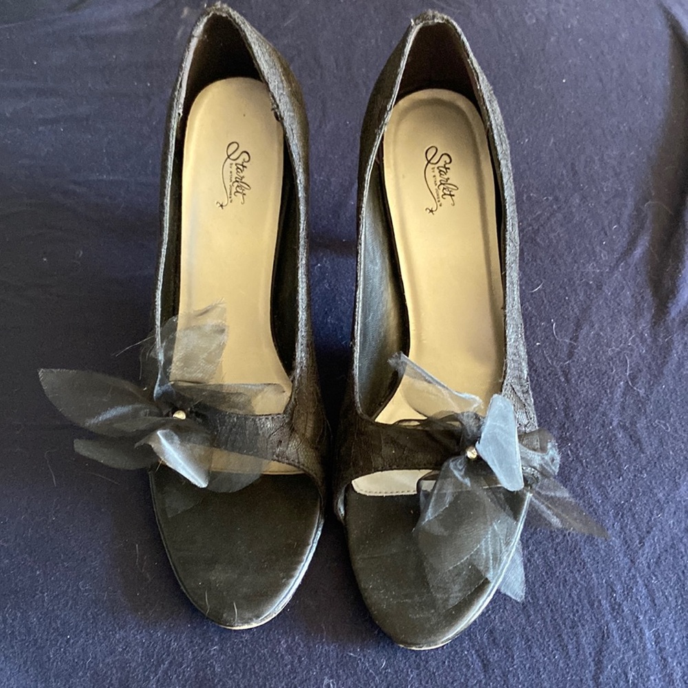 Black open toed heels by Starlet w/ gemstone detail on toe & lace detail on shoe